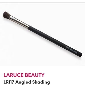 NEW Laruce Beauty LR117 angled shading brush full size